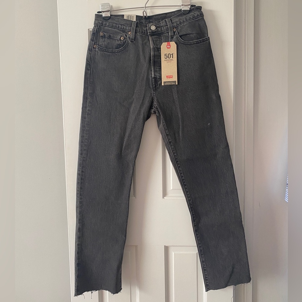 NWT Levi 501